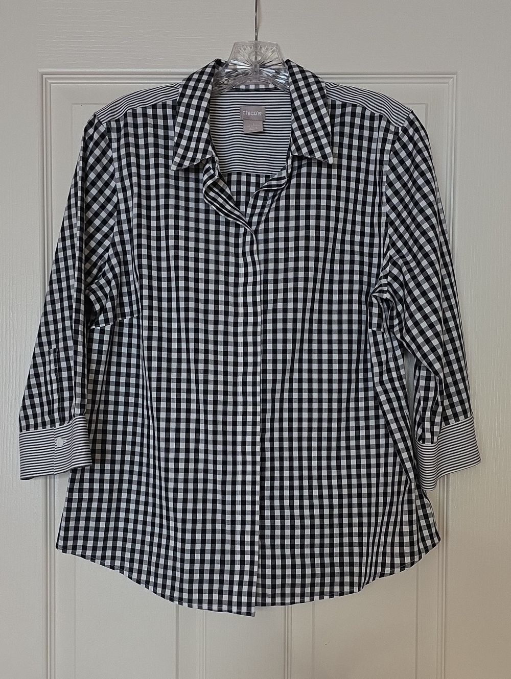 Chico's Gingham Stripe Button Back Blouse Chico's Size 1 (US 8/10) 3/4 Sleeve